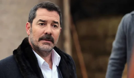 فكرت كوشكان يجسد شخصية مسعود باهتيار في مسلسل «الزواج جميل»